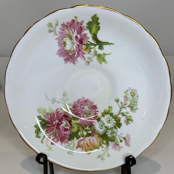 Vtg Tuscan Fine Bone China Teacup and Saucer with Pink Mums - Picture 4 of 10